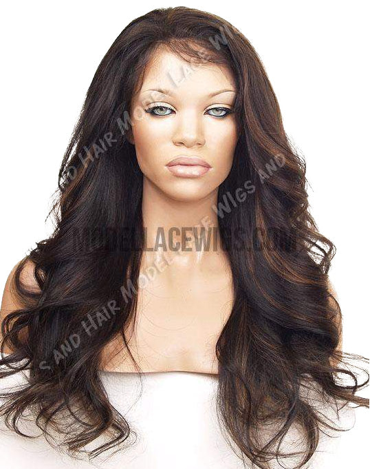 A subtle way to spice up your look is with this multidimensional auburn highlighted lace wig. This shade flatters several skin tones and adds depth to your features. This beautiful auburn shade is the perfect way to feel confident and sexy without too much effort.  These highlights will no doubt keep you on everyone’s radar. 😍