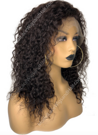 Curly Lace Front Wig_ModelLaceWigs
